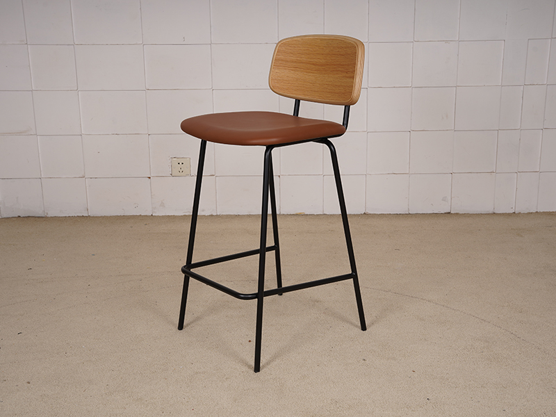 bar stool (1)